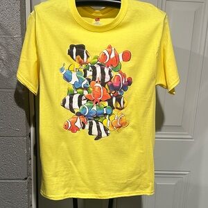 Hanes Yellow Short Sleeve Tee with Colorful Fish Design